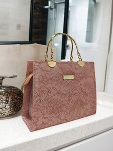 Elegant Handbags for Ladies – Sophisticated, Stylish & Timeless.