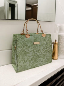 Elegant Handbags for Ladies – Sophisticated, Stylish & Timeless.