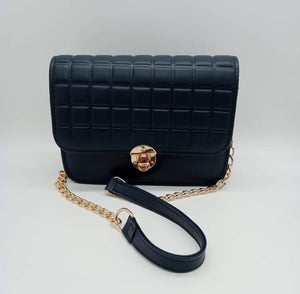 "Trendy Crossbody Bags for Ladies – Stylish, Comfortable, and Versatile"